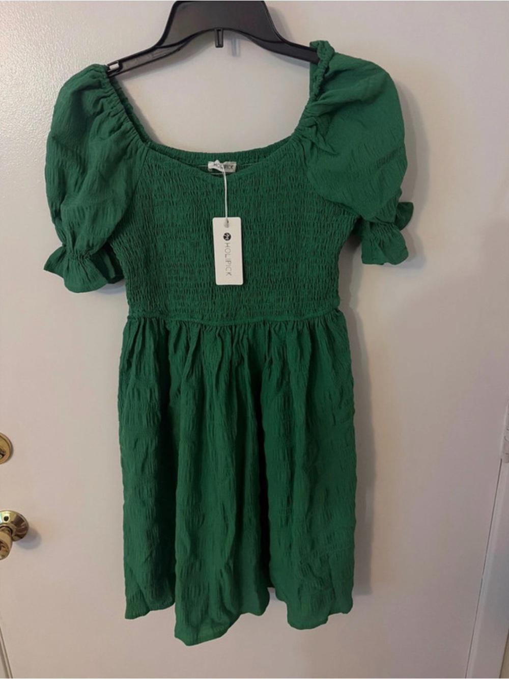 Amazon Green Smocked Puff Sleeve Midi Dress